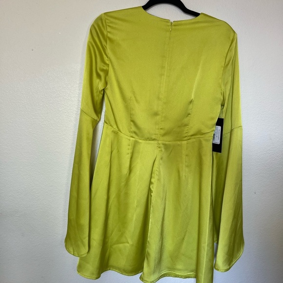 Marciano Chartreuse Plunge Neck Mini Dress - New with Tags - Picture 3 of 4